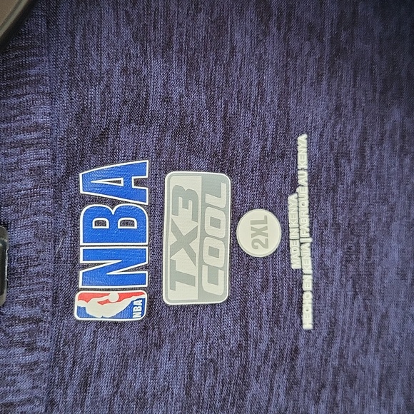 Cleveland Cavaliers shirt - Picture 2 of 3